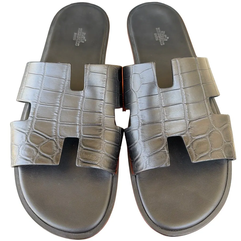 Hermès Izmir sandal Black Leather Very good - Front View