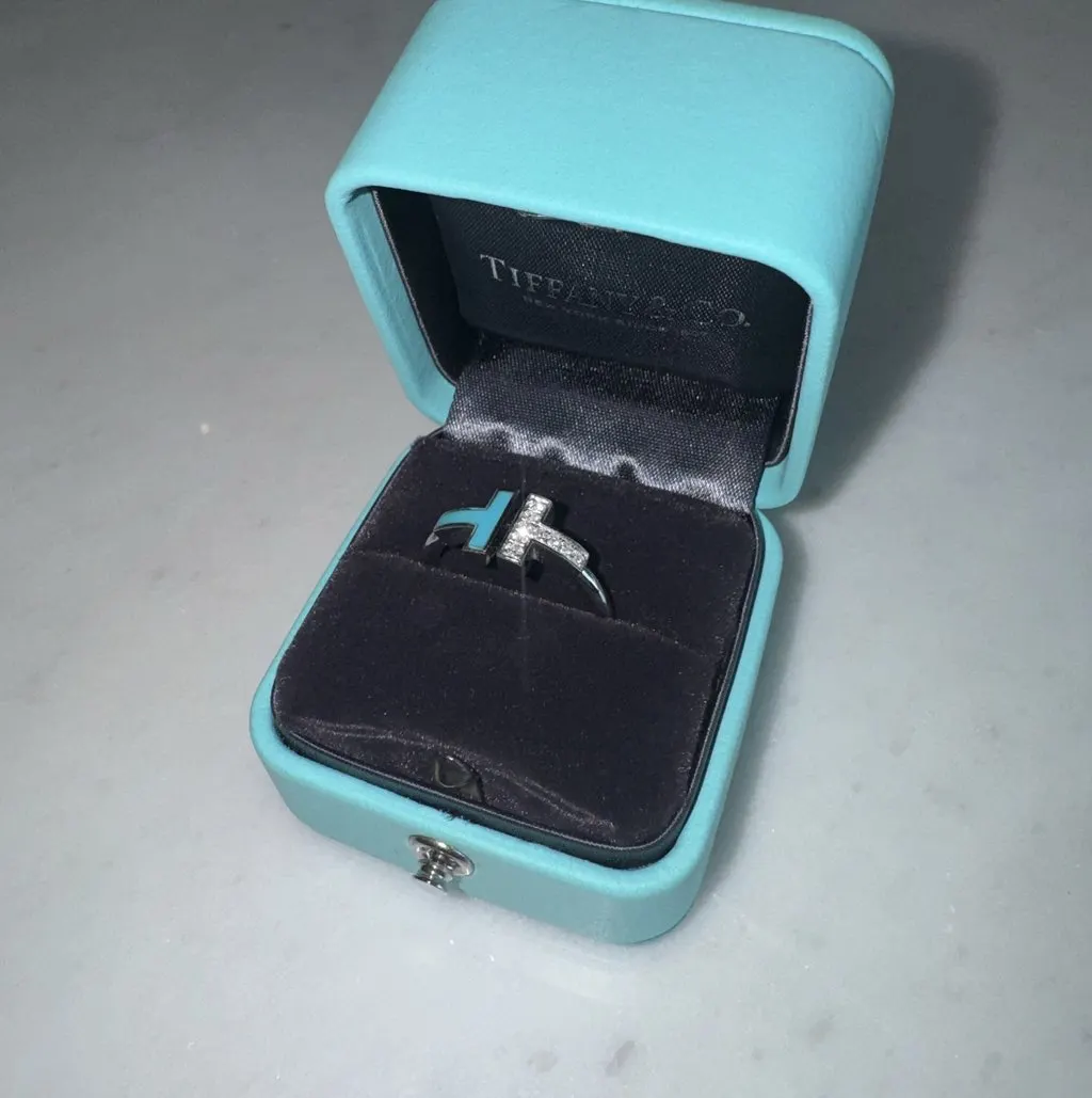 Tiffany & Co Tiffany T Turquoise White Gold Never worn - Inside View