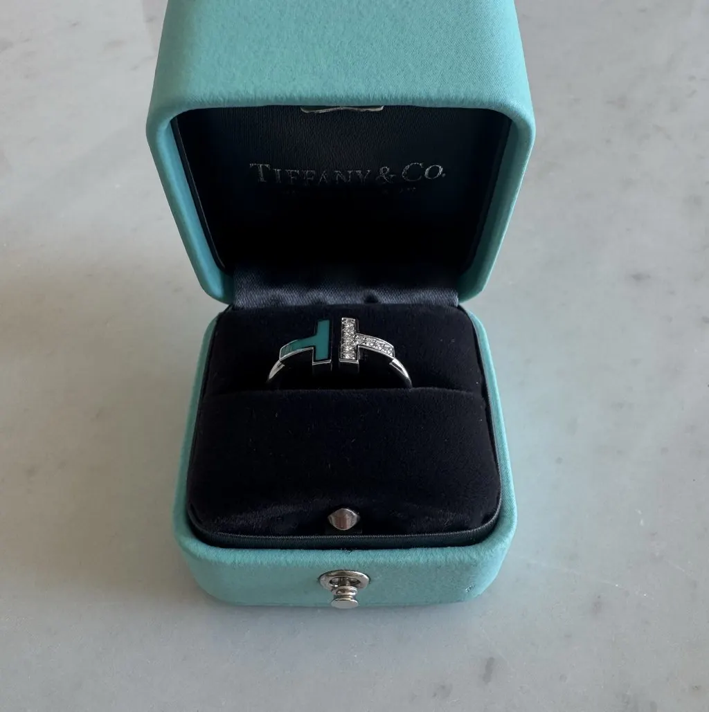 Tiffany & Co Tiffany T Turquoise White Gold Never worn - Model View