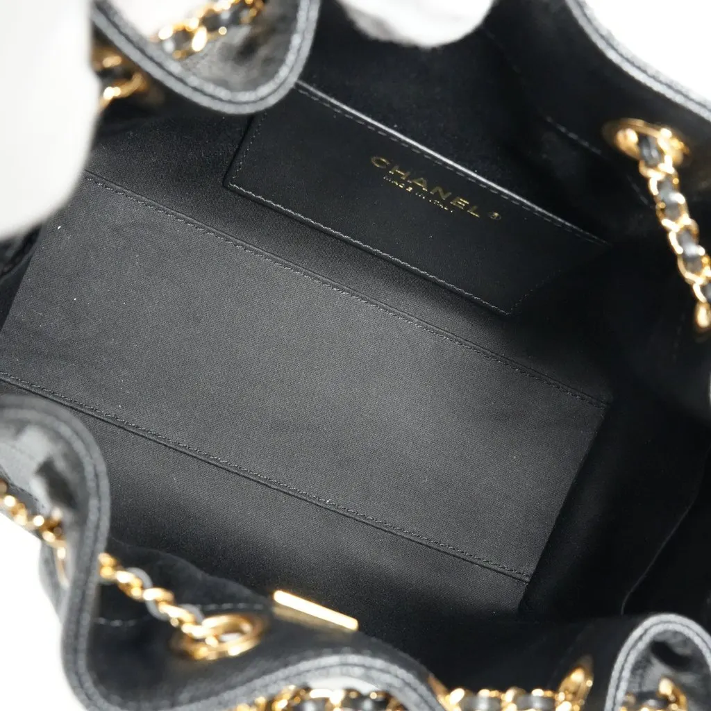 Chanel 25 Mini Hobo Handbag Black Leather Very good - Model View