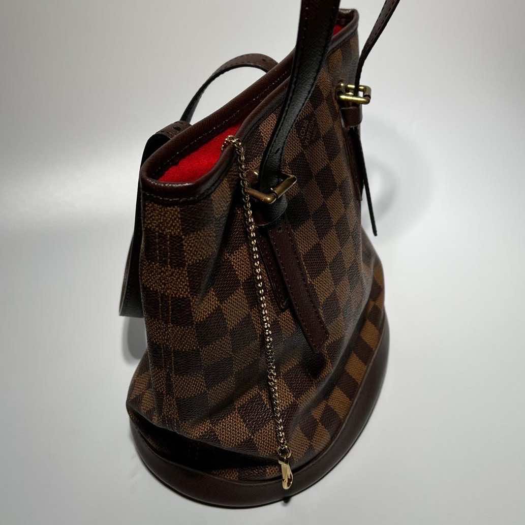Louis Vuitton Marais Bucket - Back view