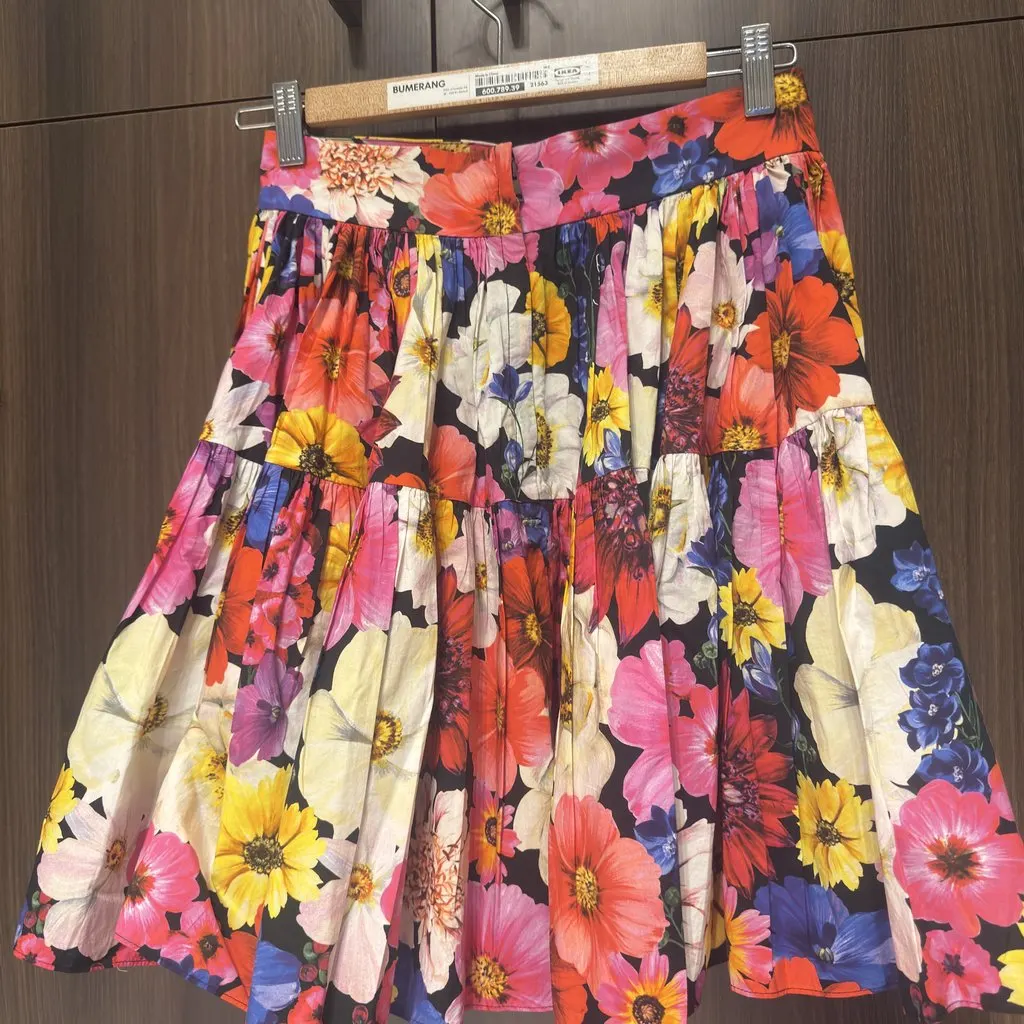Dolce & Gabbana D&G Multicolour Floral Cotton Full Midi Skirt – IT40/UK 8/US4 MultiColor Cotton Very good - Back View