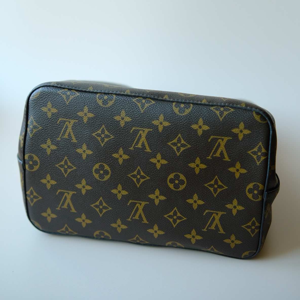 Louis Vuitton NeoNoe MM Canvas - 3