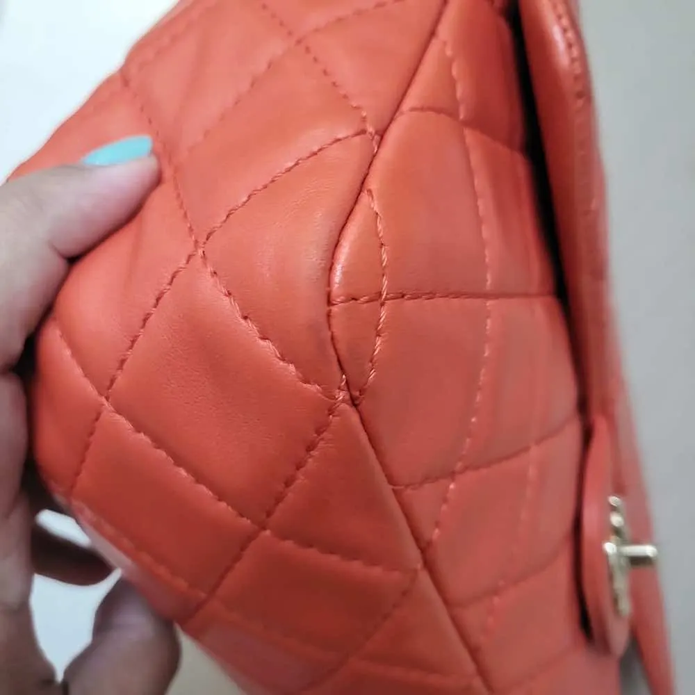 Chanel Classic Flap Red Leather Gold Good - Inside View