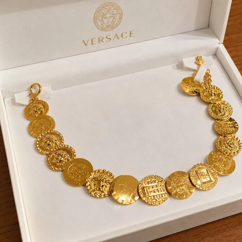 Versace Versace Medusa Gold-Tone Necklace Gold Never worn - Back View