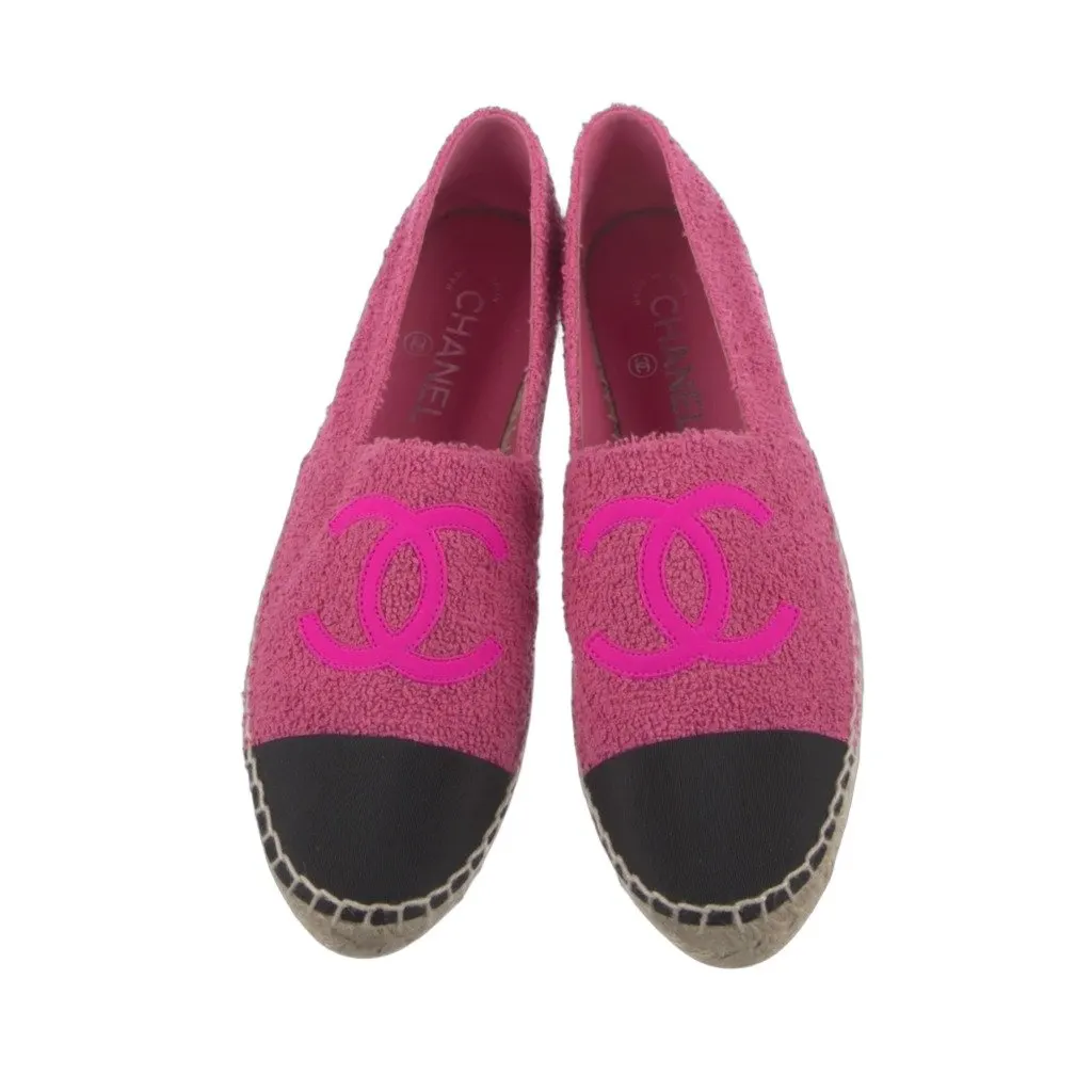 Chanel Chanel 2022 Interlocking CC Logo Espadrilles 38 Pink