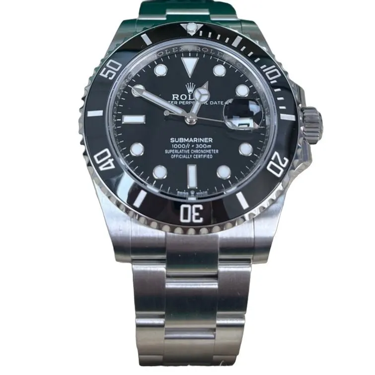 Rolex Submariner 41mm Black Never worn - Front View