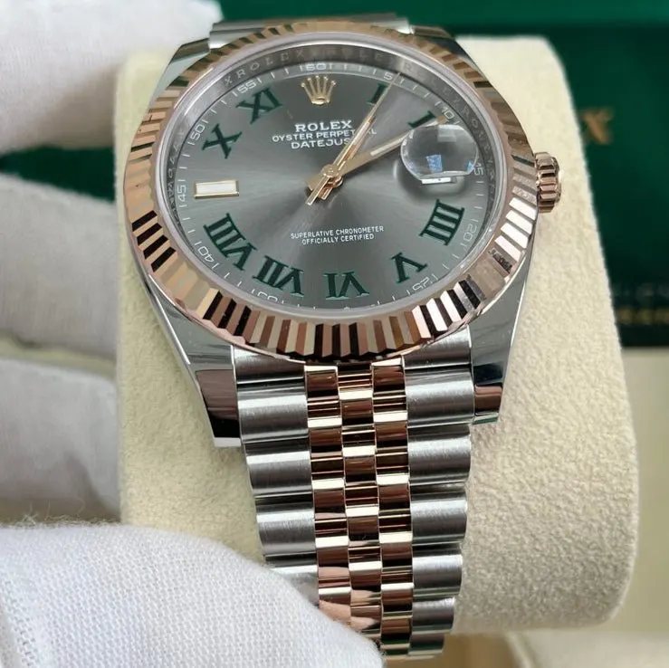 Rolex Datejust 41 Pink Never worn - Back View