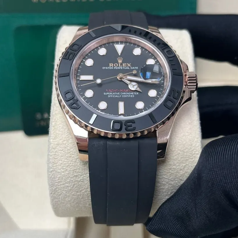 Rolex Yacht-Master 40mm Pink Never worn - Model View