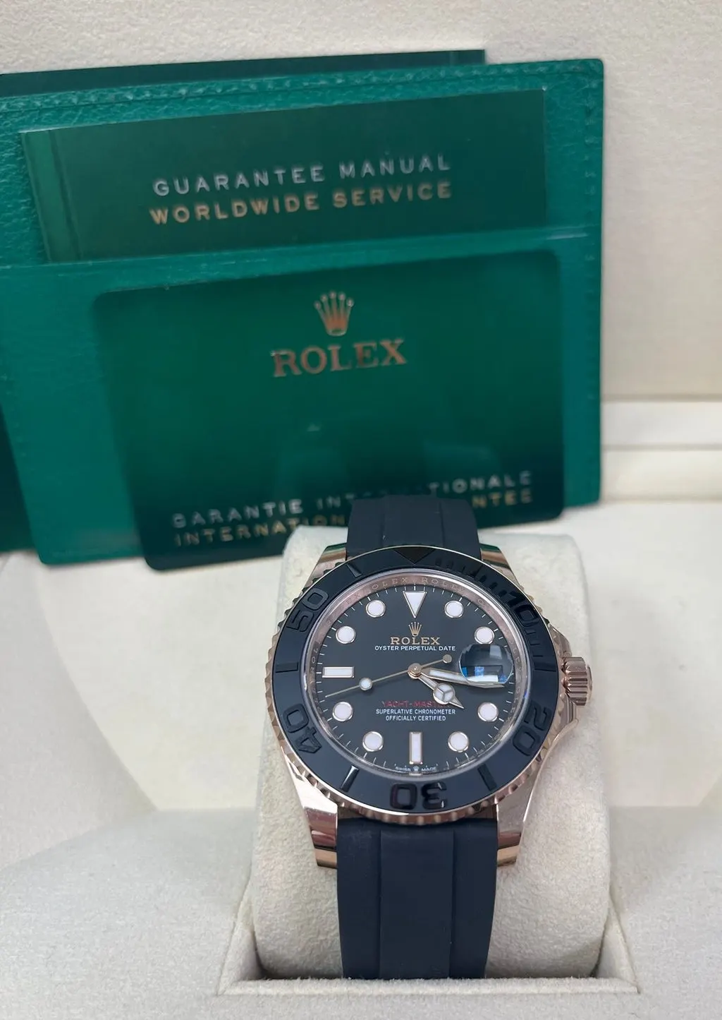Rolex Yacht-Master 40mm Pink Never worn - Box View
