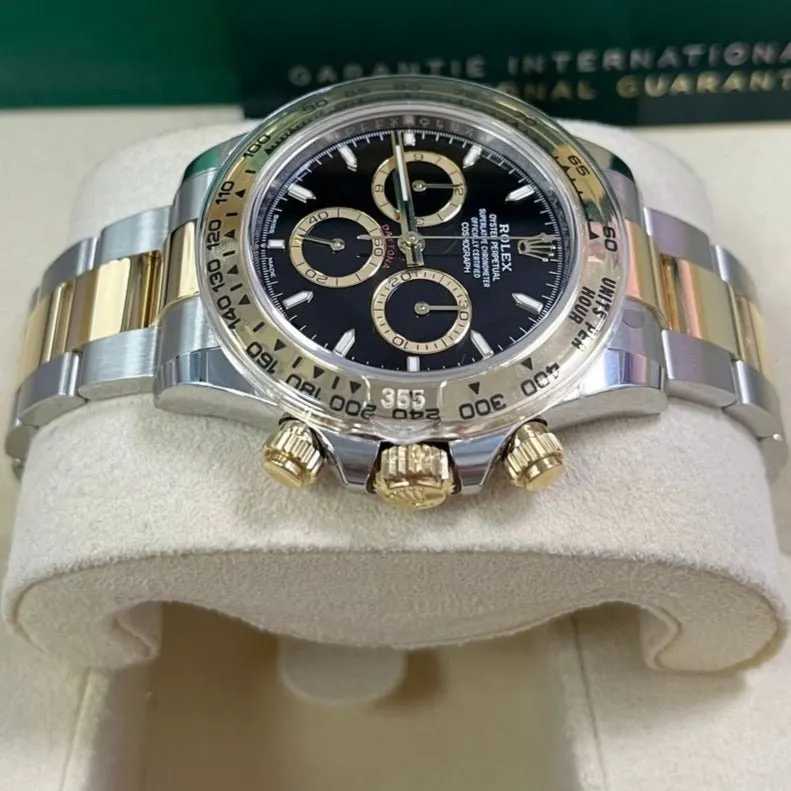 Rolex Daytona 40mm Black Never worn - Back View