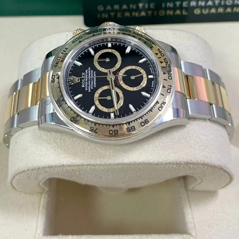Rolex Daytona 40mm Black Never worn - Inside View