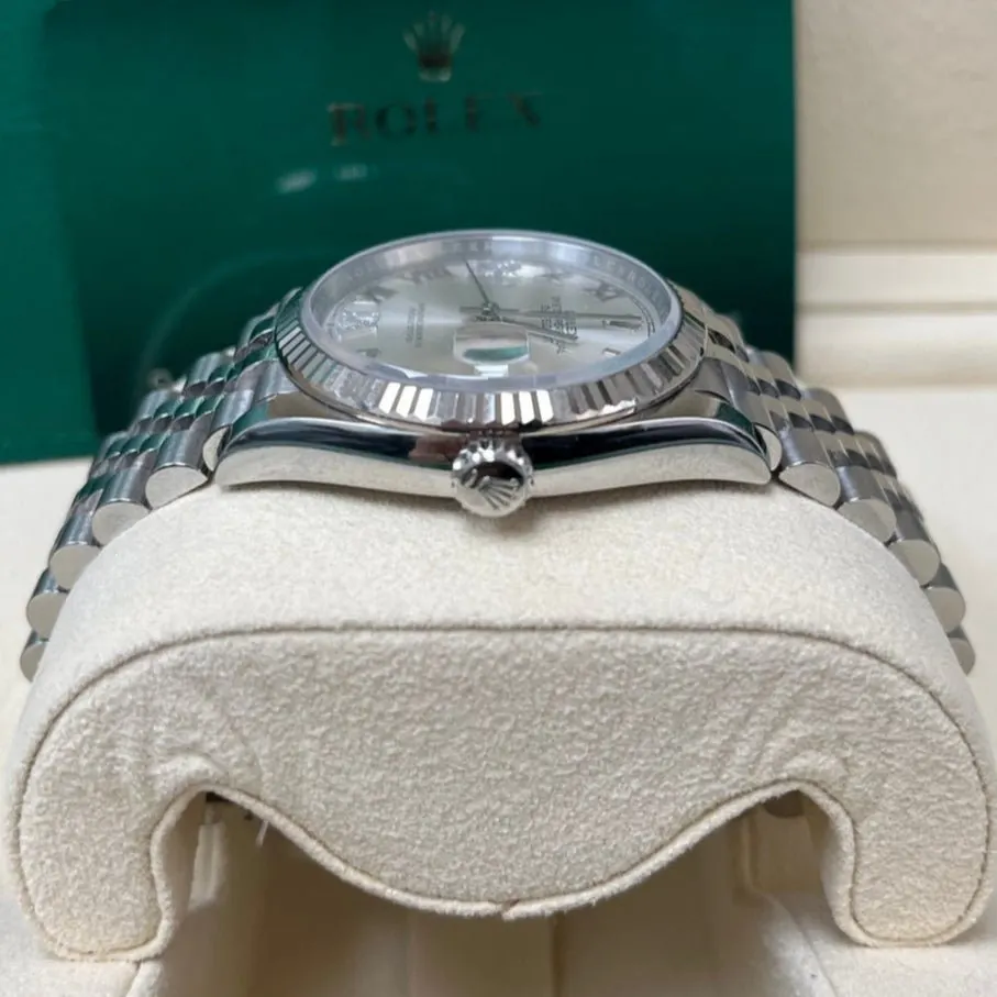 Rolex Datejust 36 Silver Never worn - Model View