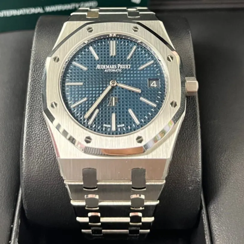 Audemars Piguet Royal Oak 39mm MultiColor Never worn - Model View