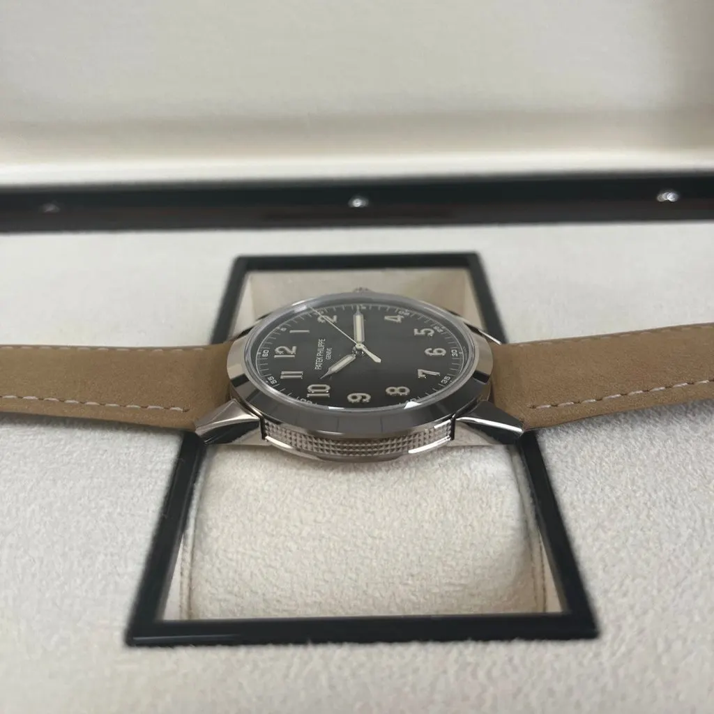 Patek Philippe Calatrava 40mm White Never worn - Model View