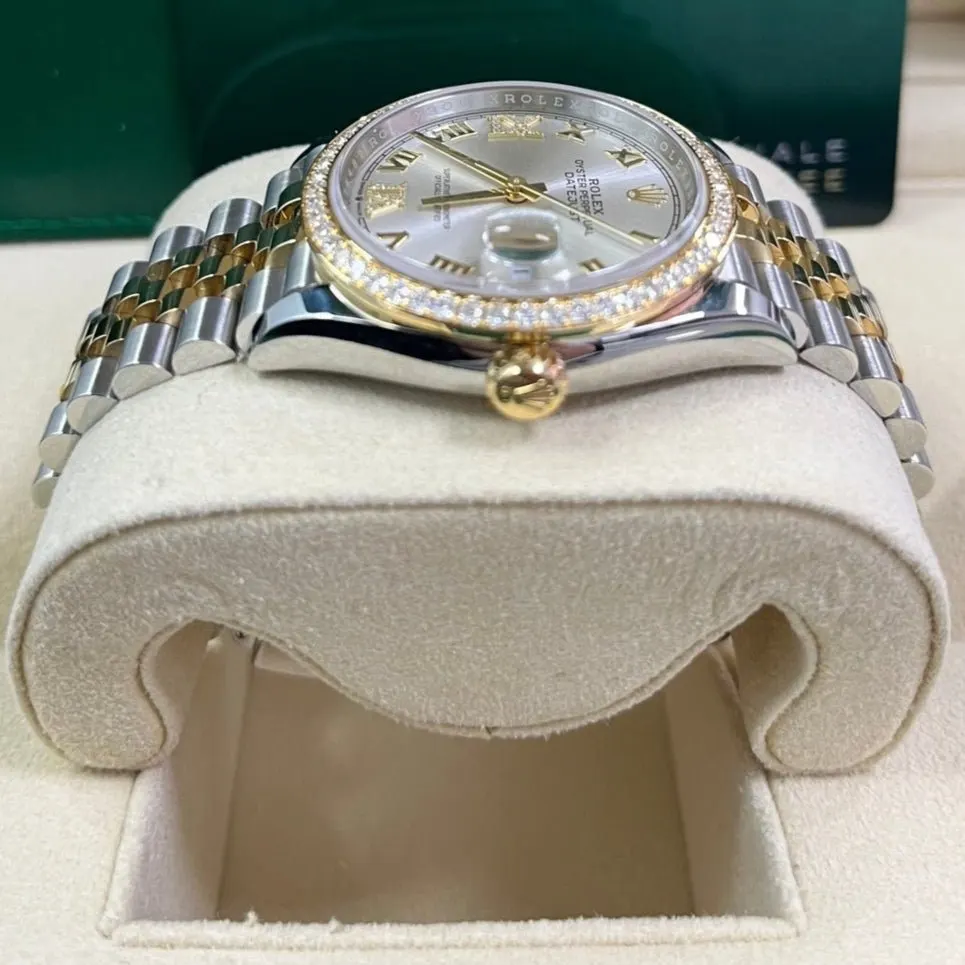 Rolex Datejust 36 Silver Never worn - Inside View