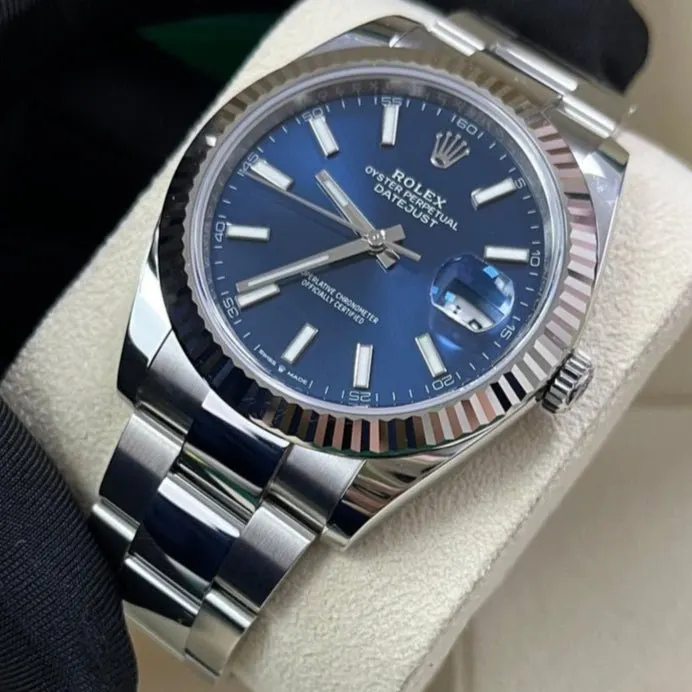 Rolex Datejust 41 Blue Never worn - Model View