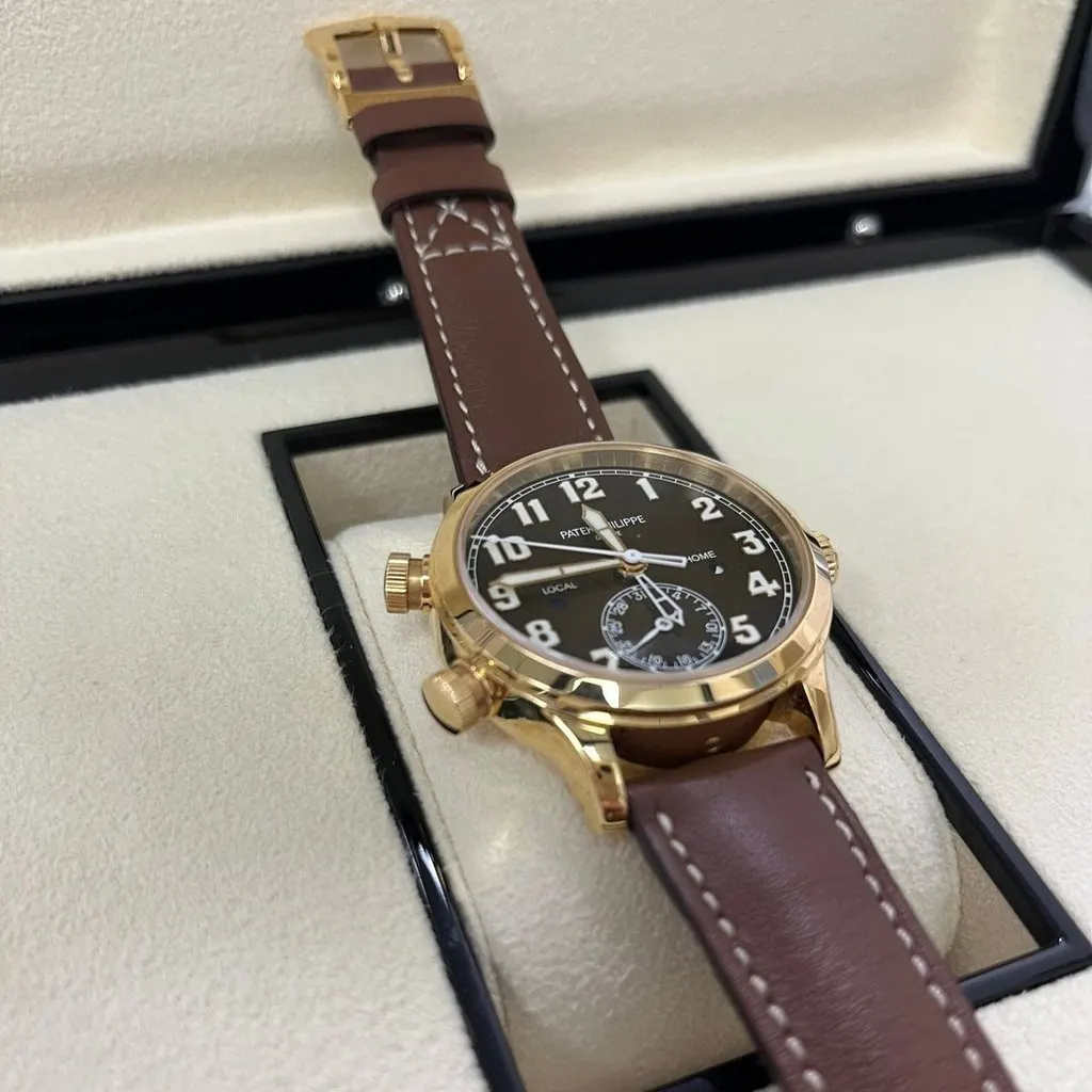 Patek Philippe Travel Time 37mm Rose Gold/ Brown Sunburst Dial 37mm Pink Never worn - Model View