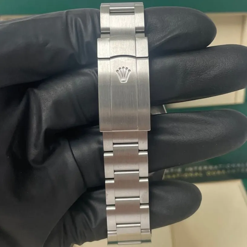 Rolex Oyster Perpetual 41mm MultiColor Never worn - Inside View