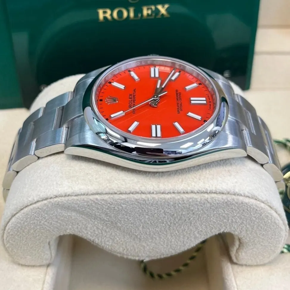 Rolex Oyster Perpetual 41mm Red Never worn - Back View