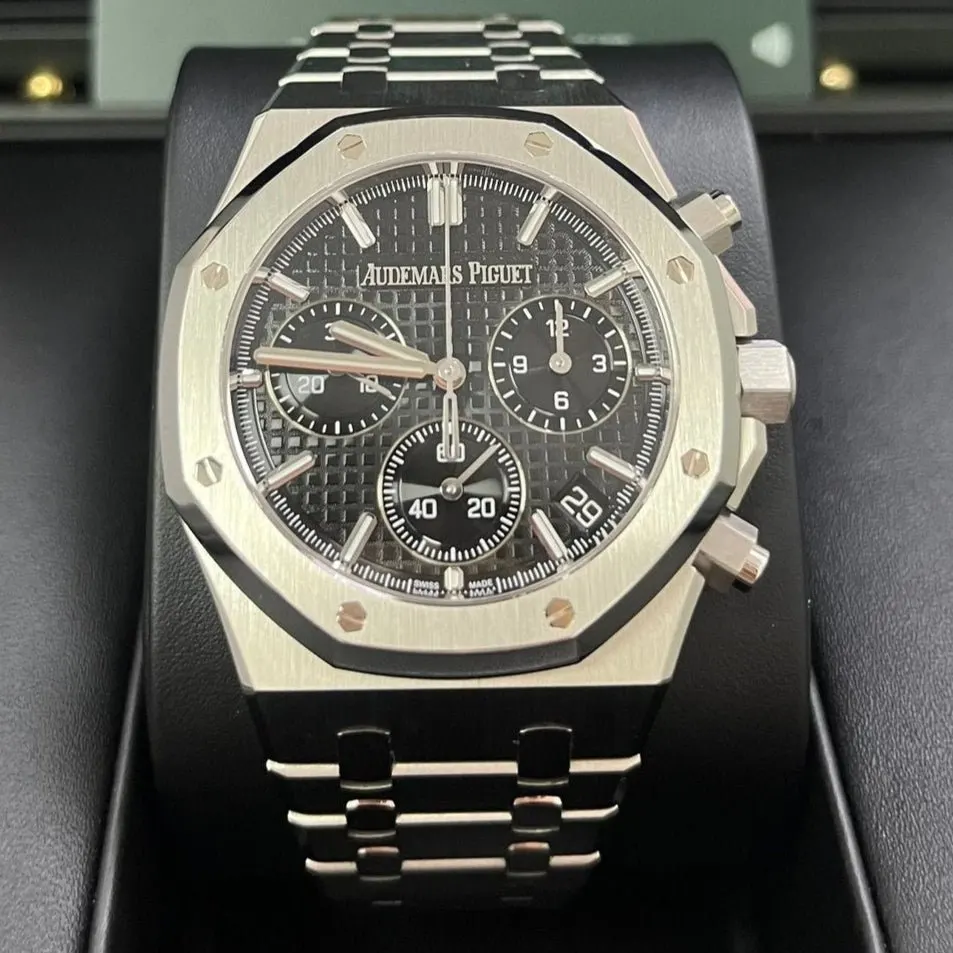 Audemars Piguet Royal Oak Selfwinding Chronograph 41mm Black Never worn - Back View