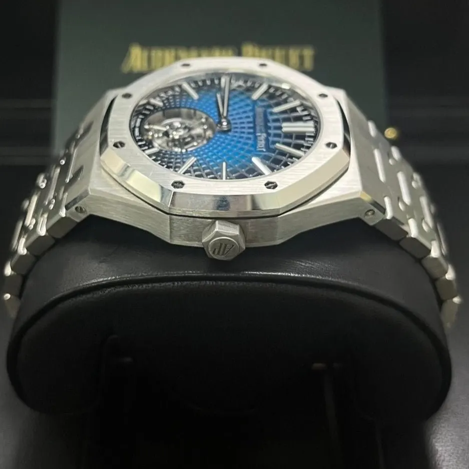 Audemars Piguet Royal Oak 41mm MultiColor Never worn - Model View
