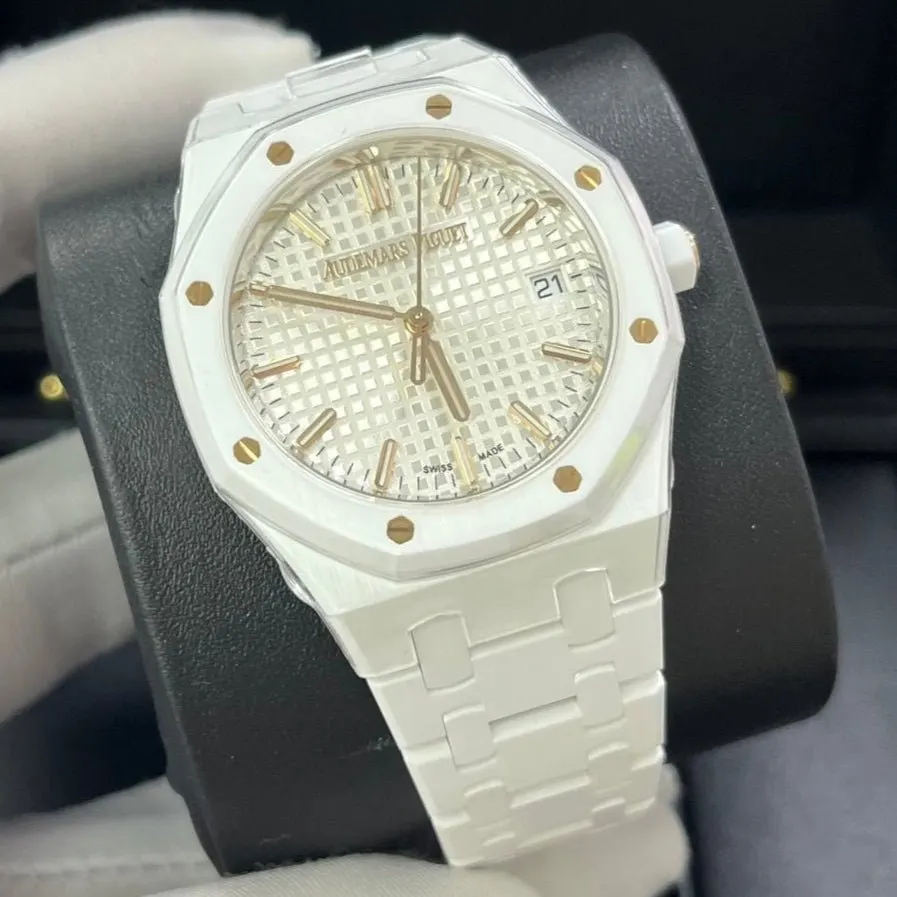 Audemars Piguet Royal Oak Selfwinding 34mm White Never worn - Model View