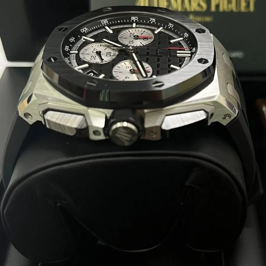 Audemars Piguet Royal Oak Offshore Selfwinding Chronograph 43mm MultiColor Never worn - Box View