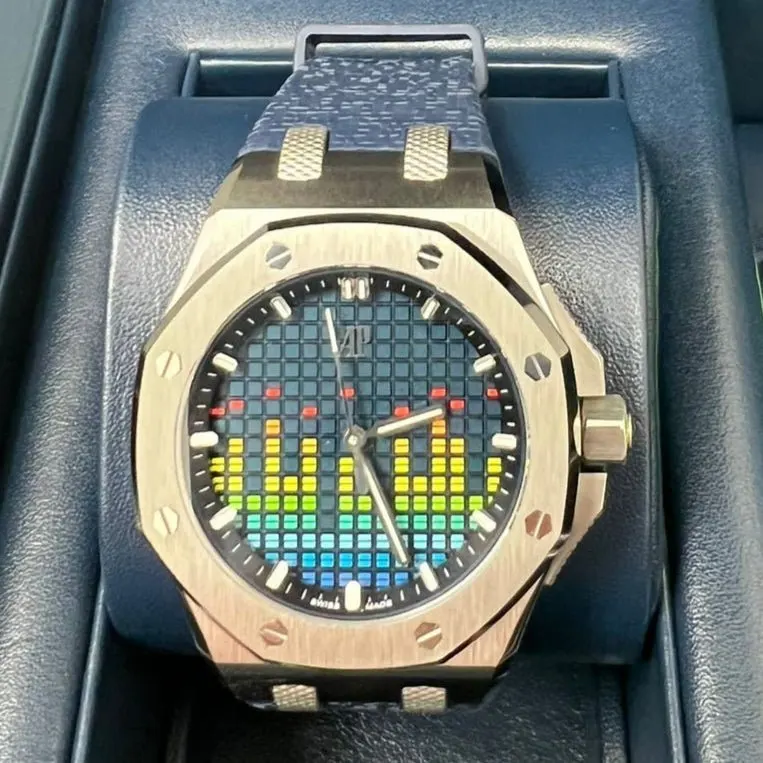 Audemars Piguet Royal Oak Offshore 37mm MultiColor Never worn - Inside View