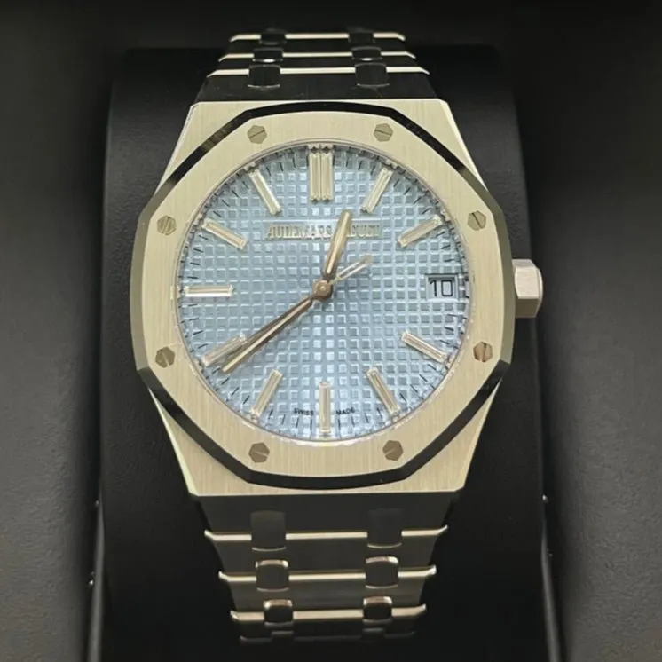 Audemars Piguet Royal Oak 41mm Blue Never worn - Inside View