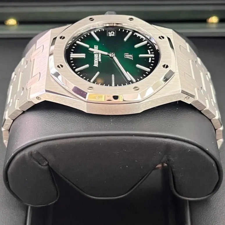 Audemars Piguet Royal Oak 41mm MultiColor Never worn - Back View