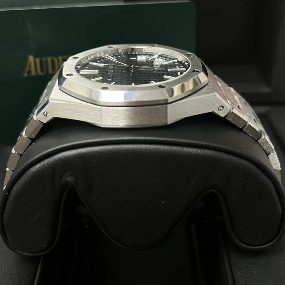 Audemars Piguet Royal Oak 41mm Green Never worn - Back View