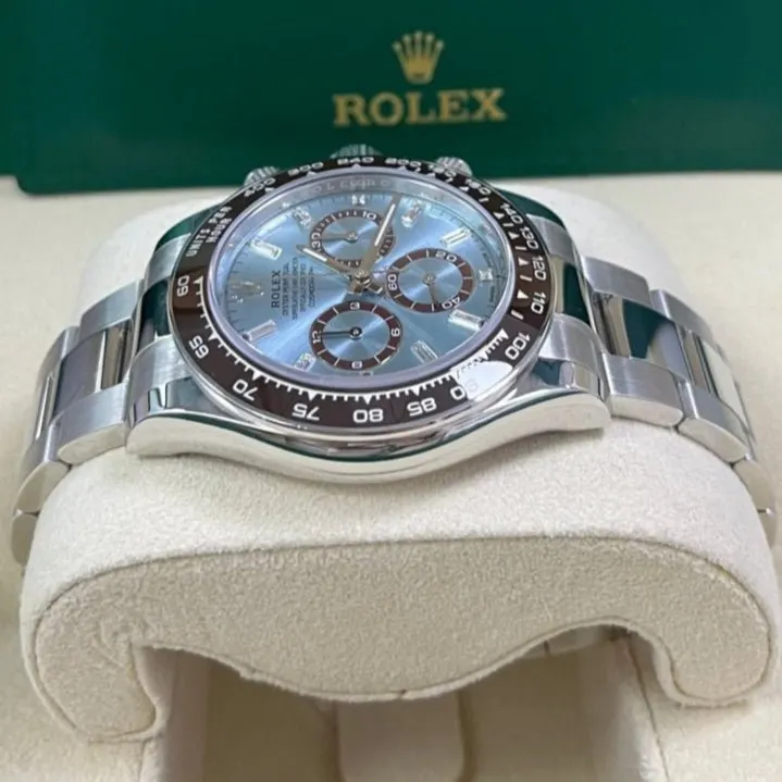 Rolex Daytona 40mm Blue Never worn - Back View
