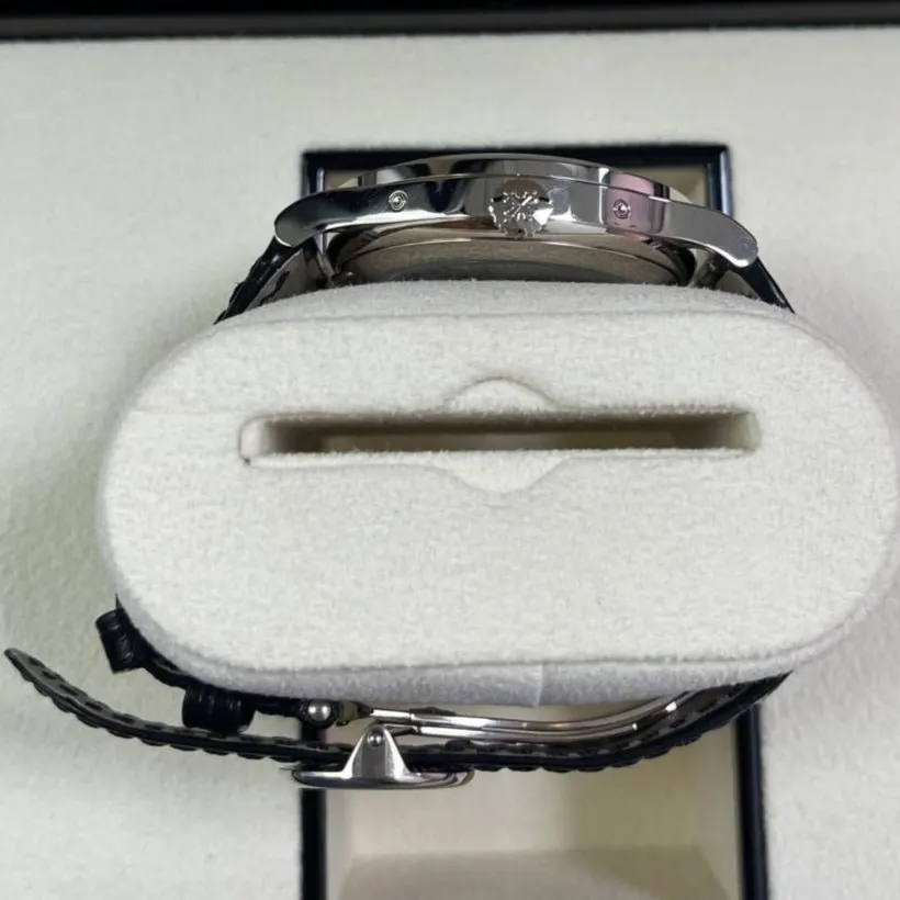 Patek Philippe Annual Calendar COMPLICATIONS White Gold 5396G-011 39mm White Never worn - Inside View