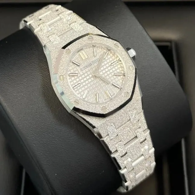Audemars Piguet Royal Oak 41mm Gold Never worn - Inside View