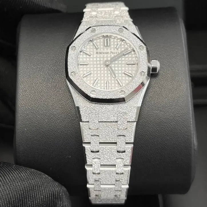Audemars Piguet Royal Oak 41mm Gold Never worn - Back View