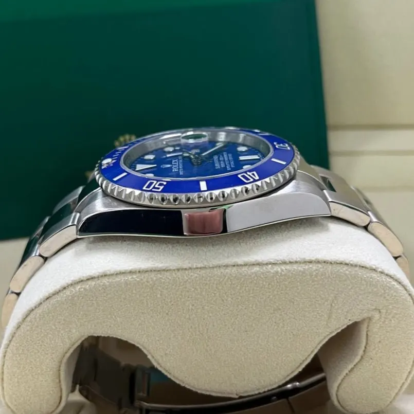 Rolex Submariner 40mm Blue Never worn - Model View