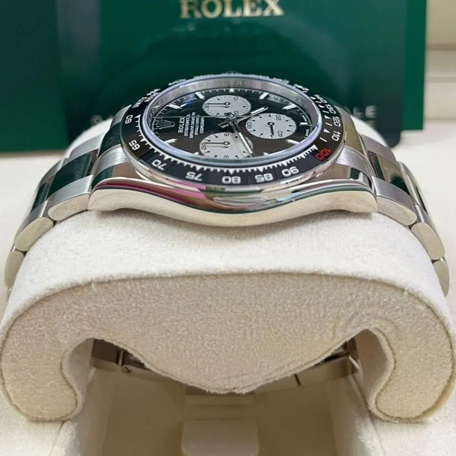Rolex Daytona 40mm White Never worn - Inside View
