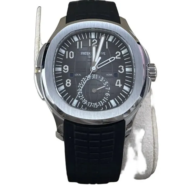 Patek Philippe Aquanaut 41mm MultiColor Never worn - Front View