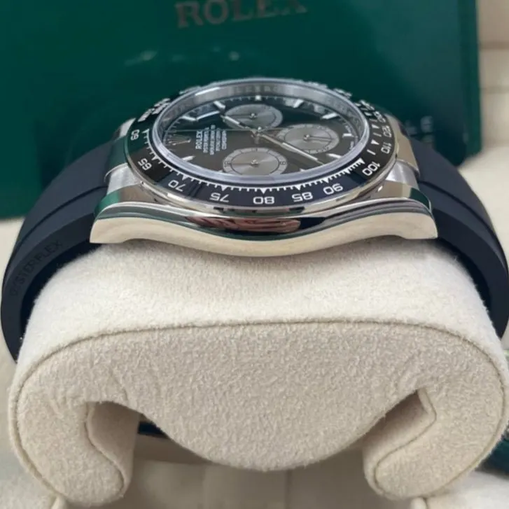 Rolex Daytona 40mm Black Never worn - Back View