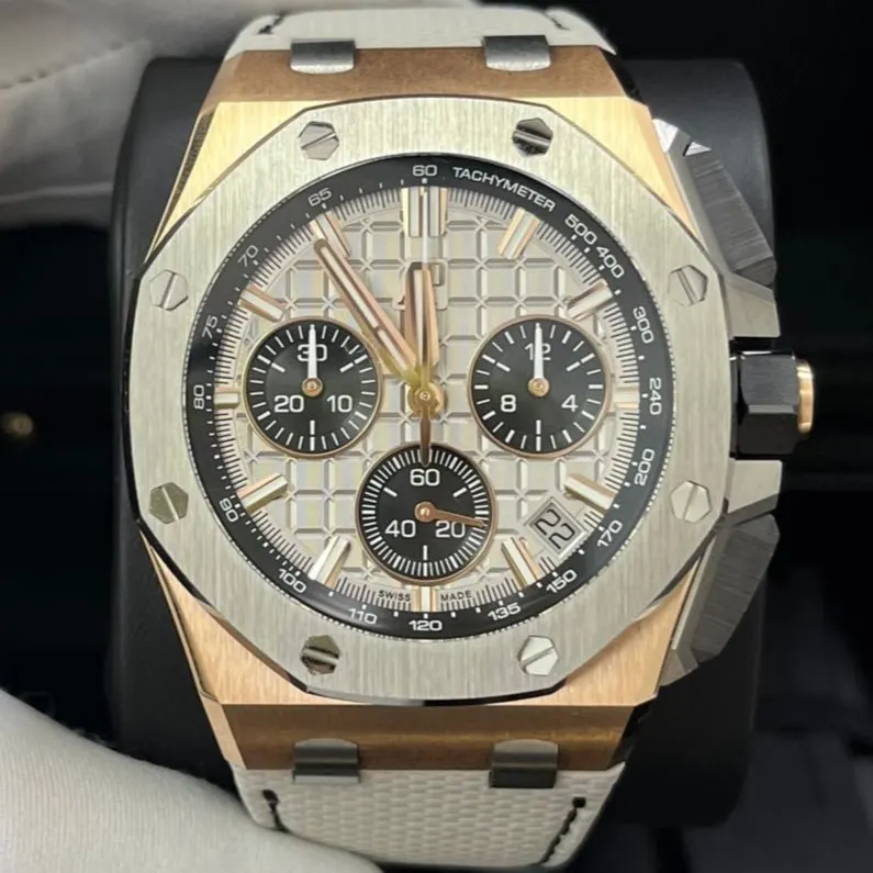 Audemars Piguet Royal Oak Offshore 43mm Pink Never worn - Box View