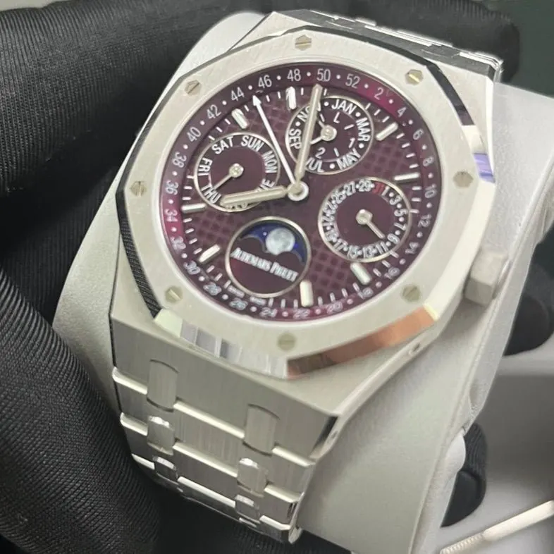 Audemars Piguet Royal Oak Perpetual Calendar 41mm Red Never worn - Box View