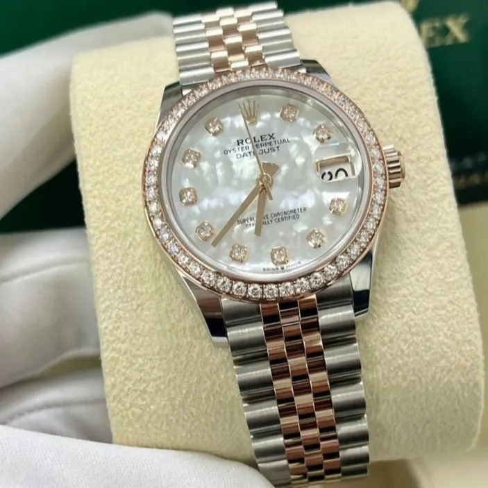 Rolex Datejust 31 Pink Never worn - Model View