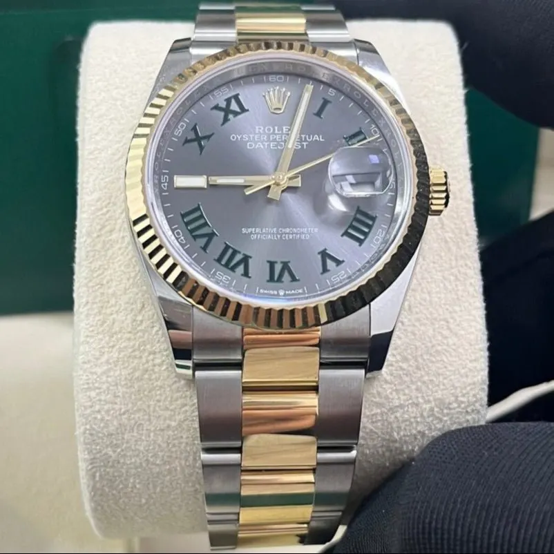 Rolex Datejust 36 Gold Never worn - Inside View
