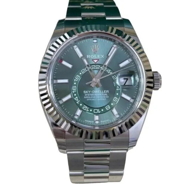 Rolex Sky-Dweller 42mm Green Never worn - Front View