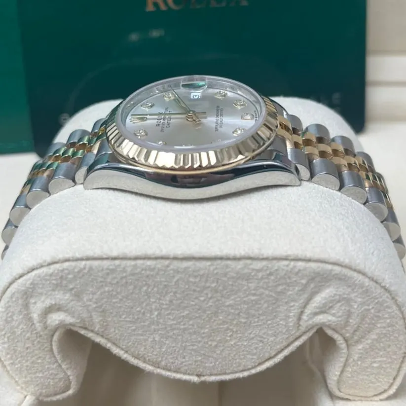 Rolex Datejust 31 Silver Never worn - Box View