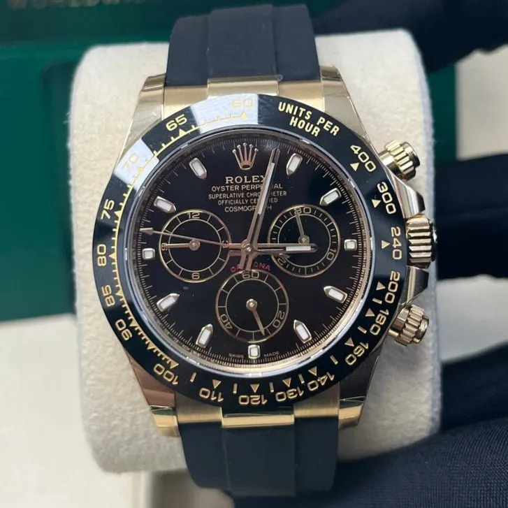 Rolex Daytona 40mm Black Never worn - Box View