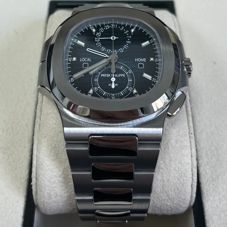 Patek Philippe Nautilus 40mm Blue Never worn - Back View