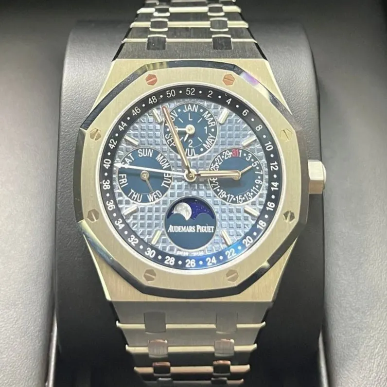 Audemars Piguet Royal Oak Perpetual Calendar 41mm Blue Never worn - Model View
