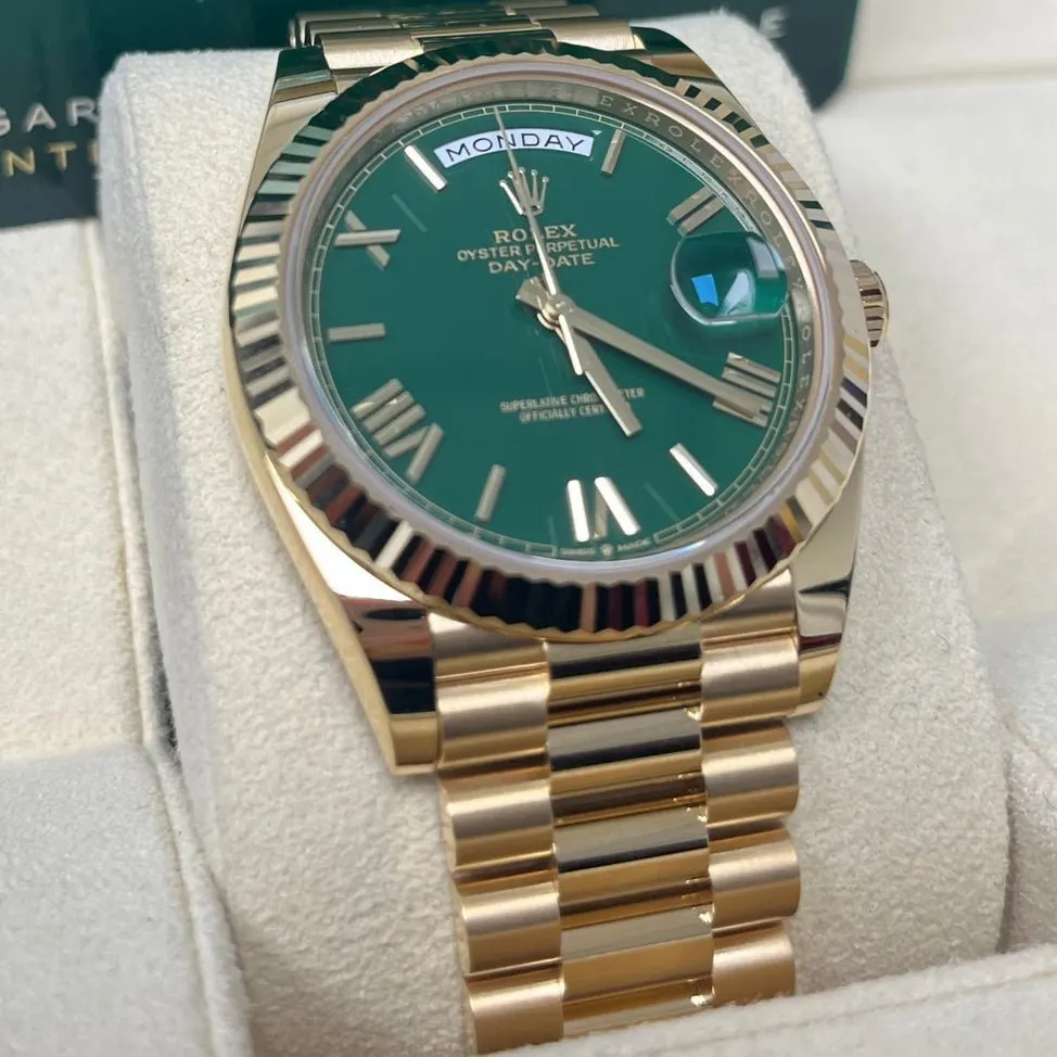 Rolex Day-Date 40 Green Never worn - Back View